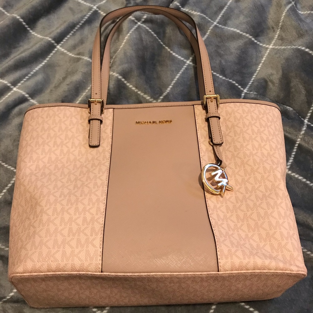 AUTHENTIC Michael Kors Center Stripe Tote. BNWT.